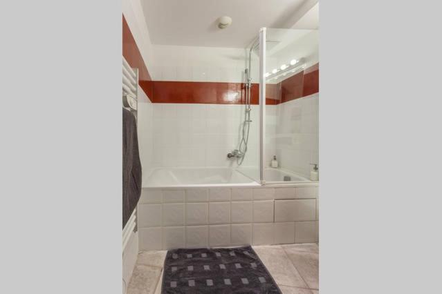 L'Entrecasteaux Apartman Aix-en-Provence Kültér fotó